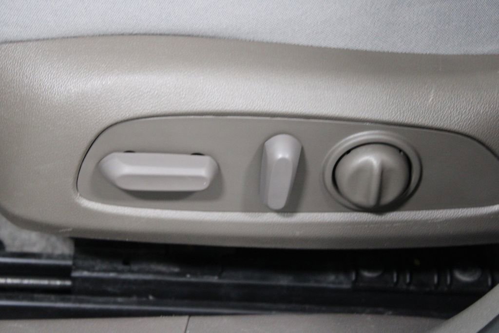 Used 2024 Chevrolet Malibu LT image 17