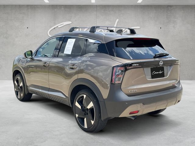Used 2025 Nissan Kicks SR AWD/4WD image 14