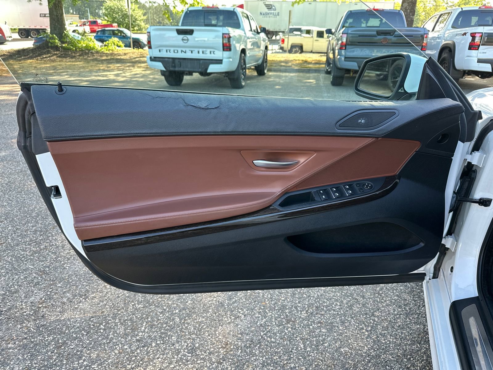 Used 2012 BMW 650i Convertible RWD image 10