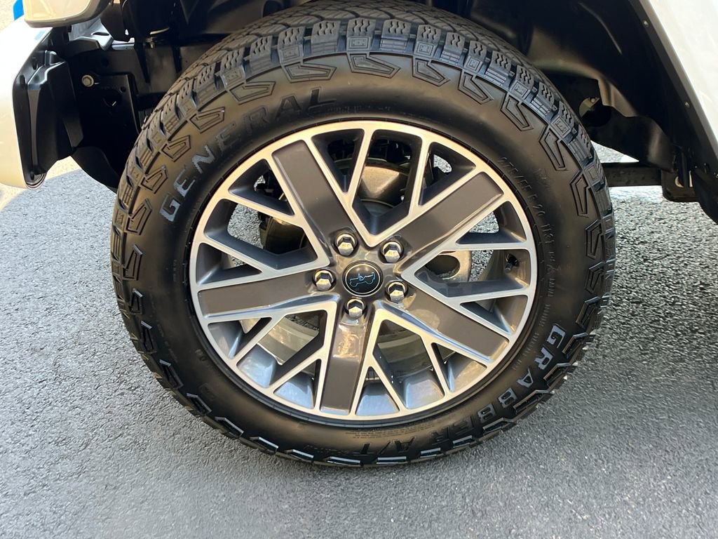 Used 2024 Jeep Wrangler High Altitude image 24