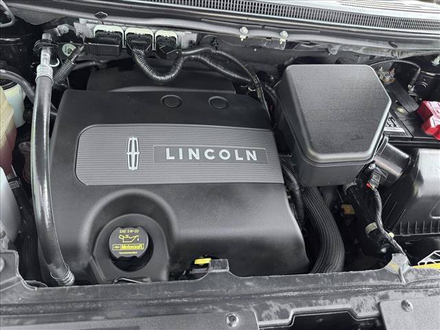 Used 2013 Lincoln MKX AWD image 22