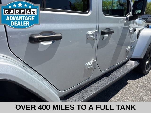 Used 2023 Jeep Wrangler Unlimited Sahara AWD/4WD image 18