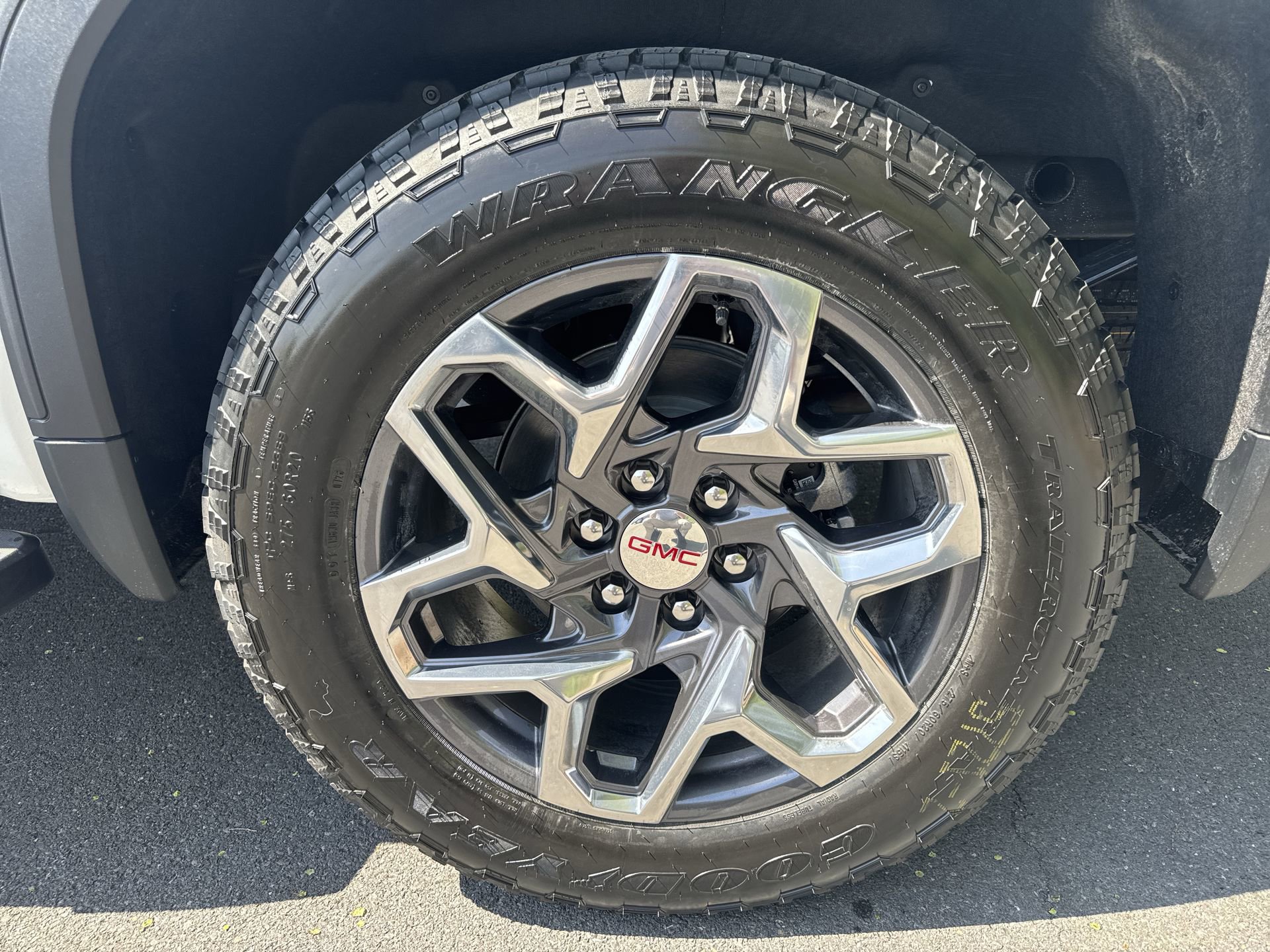 New 2026 GMC Sierra 1500 SLT w/ SLT Premium Plus Package AWD/4WD image 18