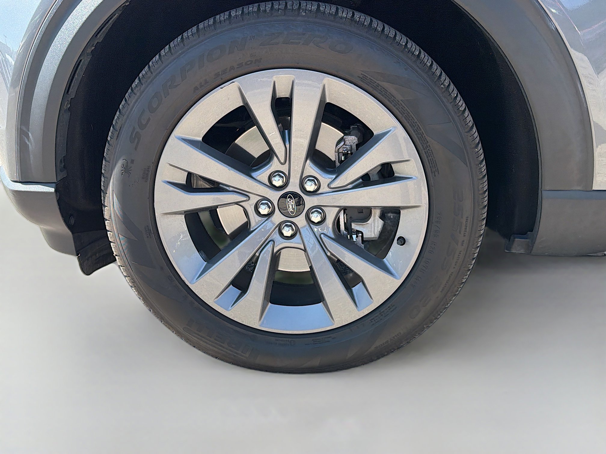 Used 2021 Ford Explorer XLT w/ Equipment Group 202A RWD image 40