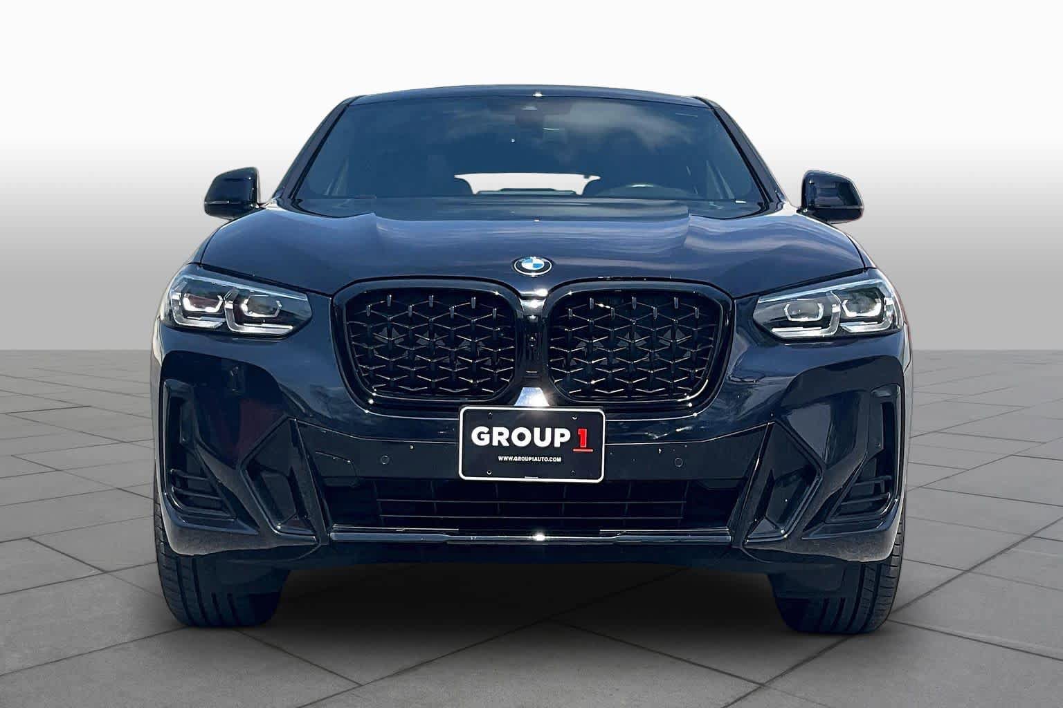 Used 2023 BMW X4 xDrive30i w/ M Sport Package AWD/4WD image 3