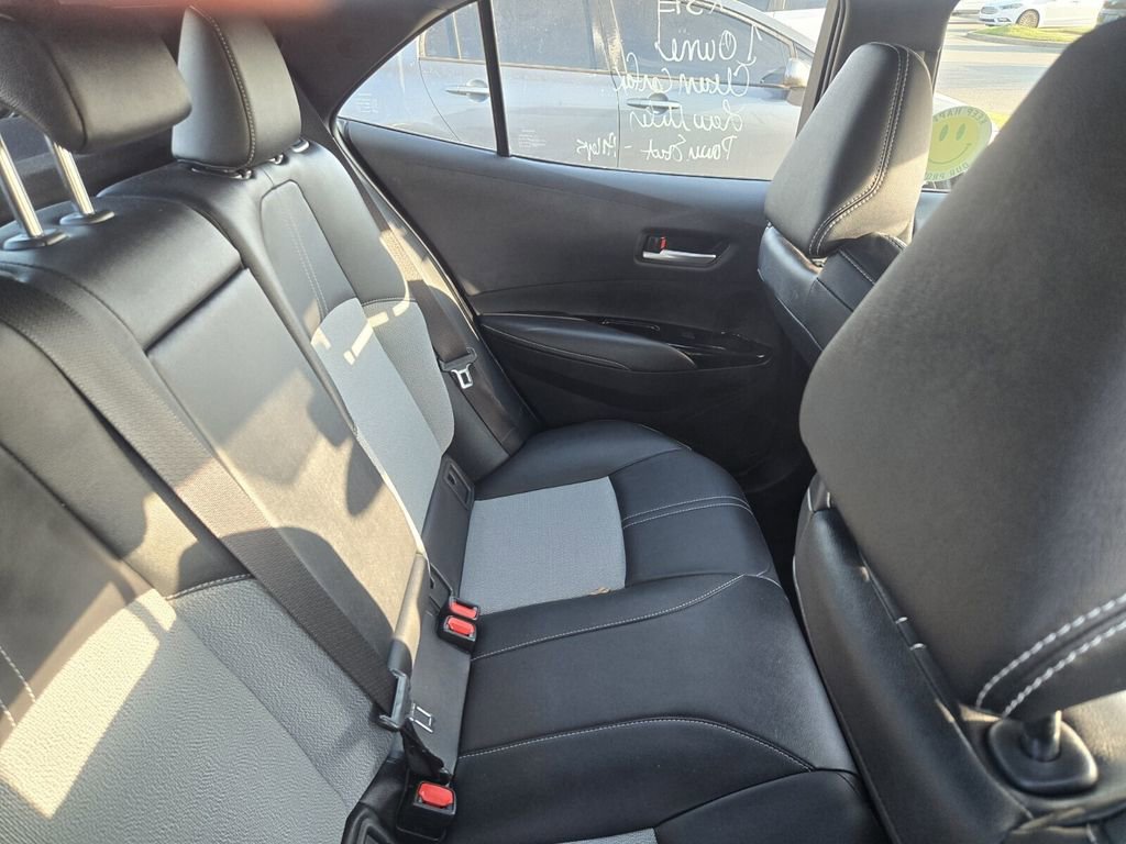Used 2022 Toyota Corolla XSE image 8