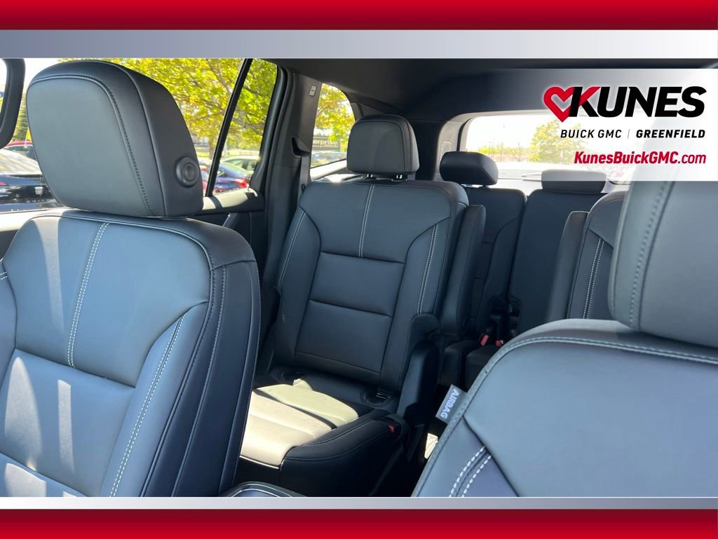 New 2026 GMC Acadia Elevation w/ Black Edition AWD/4WD image 15