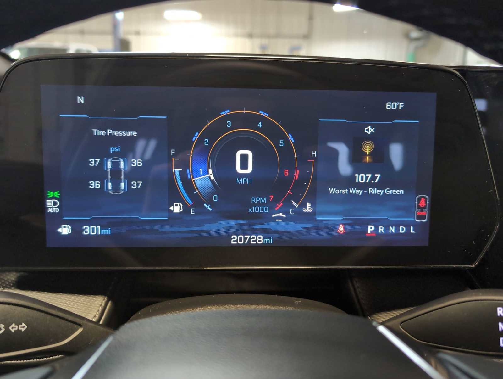 Used 2025 Chevrolet Equinox LT image 11