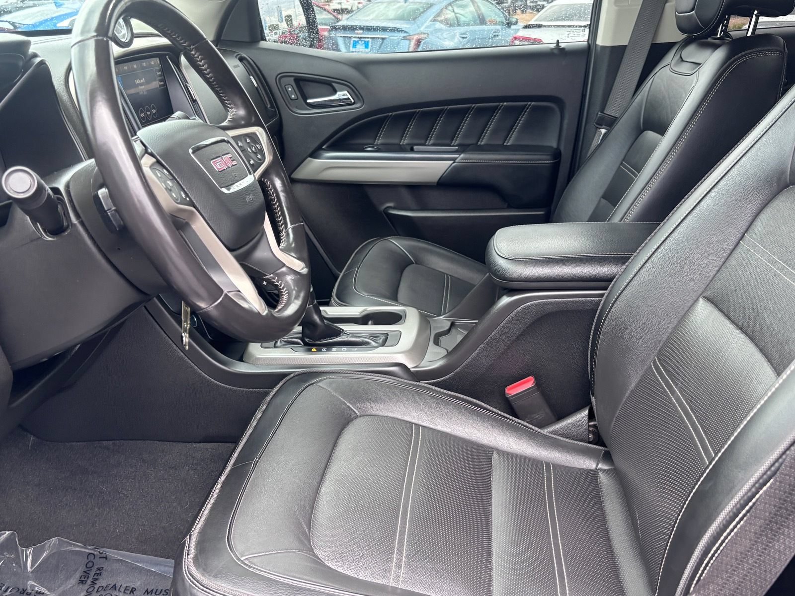 Used 2021 GMC Canyon Denali RWD image 17