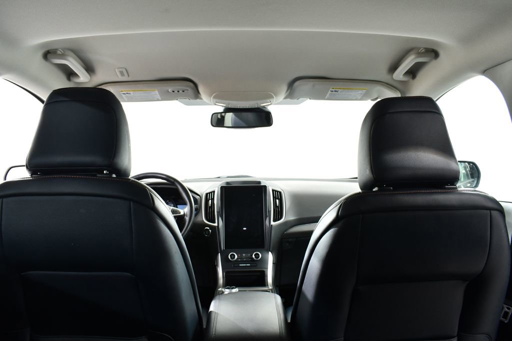Used 2023 Ford Edge SEL w/ Sport Appearance Package image 17