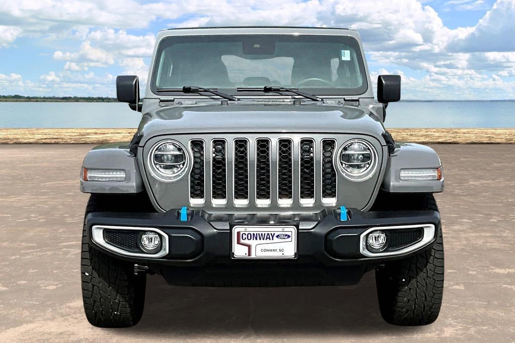 Used 2022 Jeep Wrangler Unlimited Sahara w/ Cold Weather Group image 2