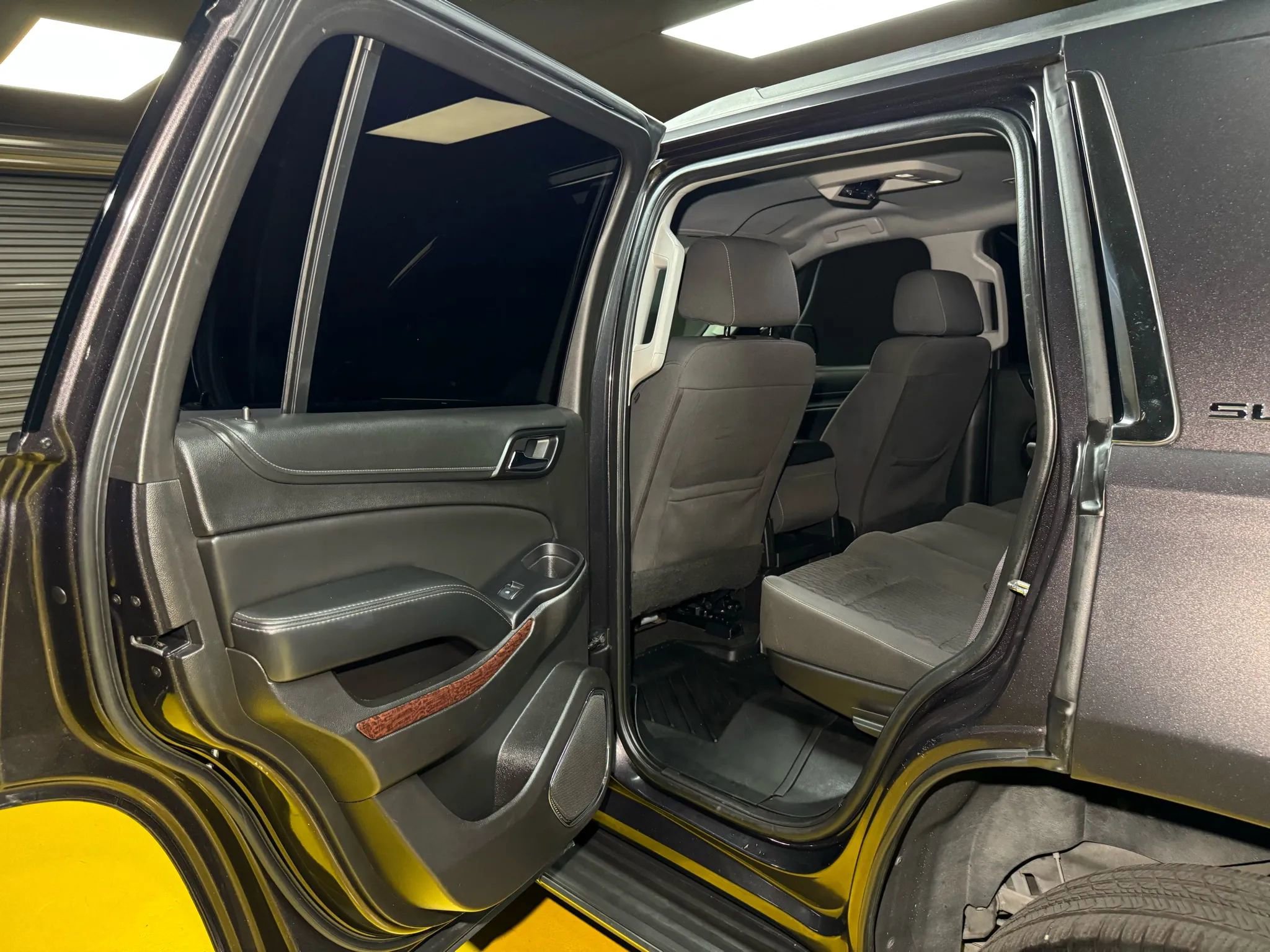 Used 2016 GMC Yukon SLE w/ HD Trailering Package image 20