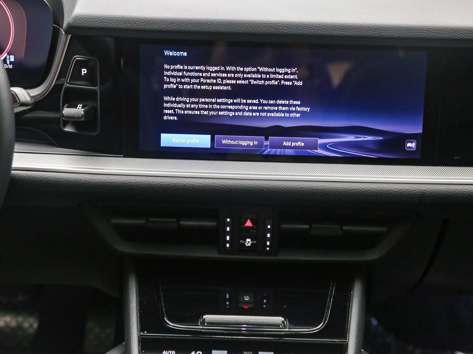 Certified 2026 Porsche Cayenne Coupe AWD/4WD image 17