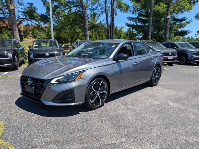 Certified 2023 Nissan Altima 2.5 SR w/ SR Premium Package FWD image 7