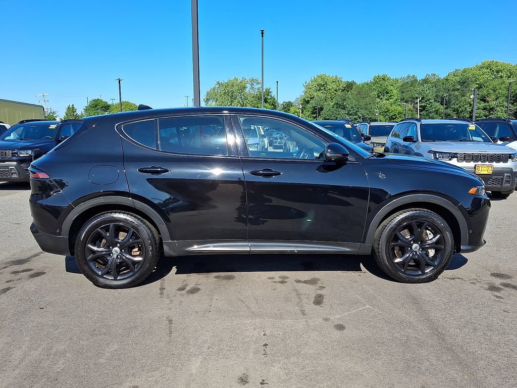 Used 2024 Dodge Hornet R/T w/ Tech Pack w/o Parking AWD/4WD image 7