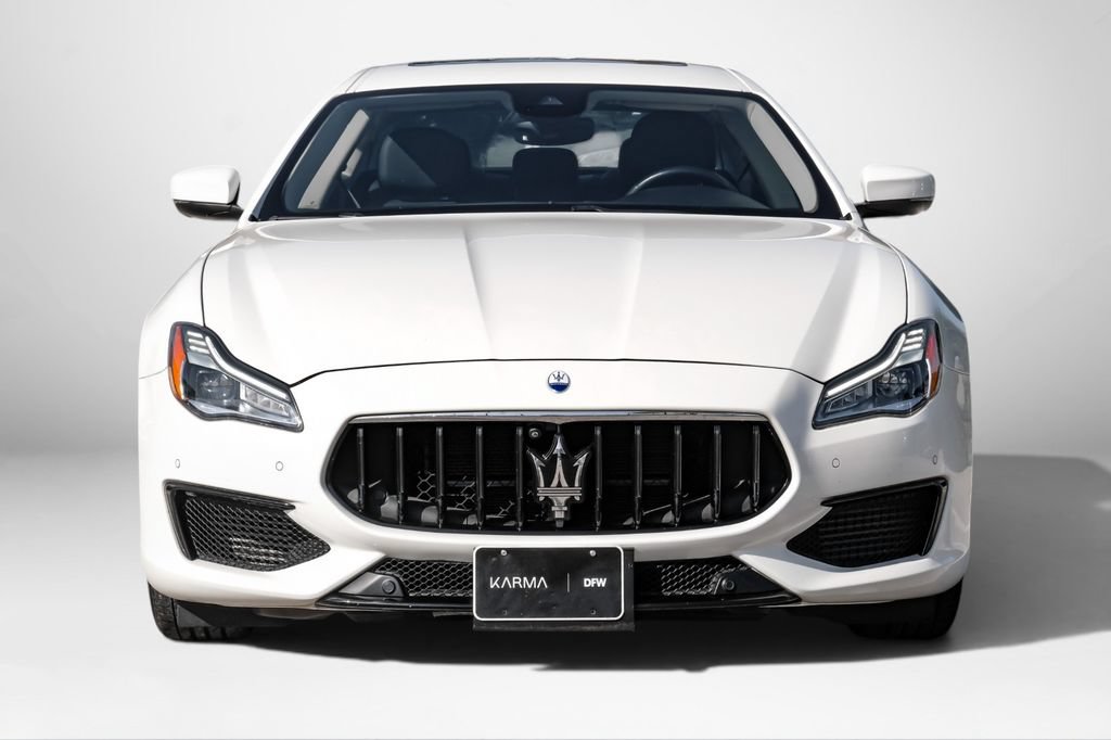 Used 2022 Maserati Quattroporte Modena RWD image 3