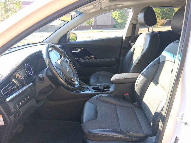 Used 2022 Kia Niro LXS FWD image 13