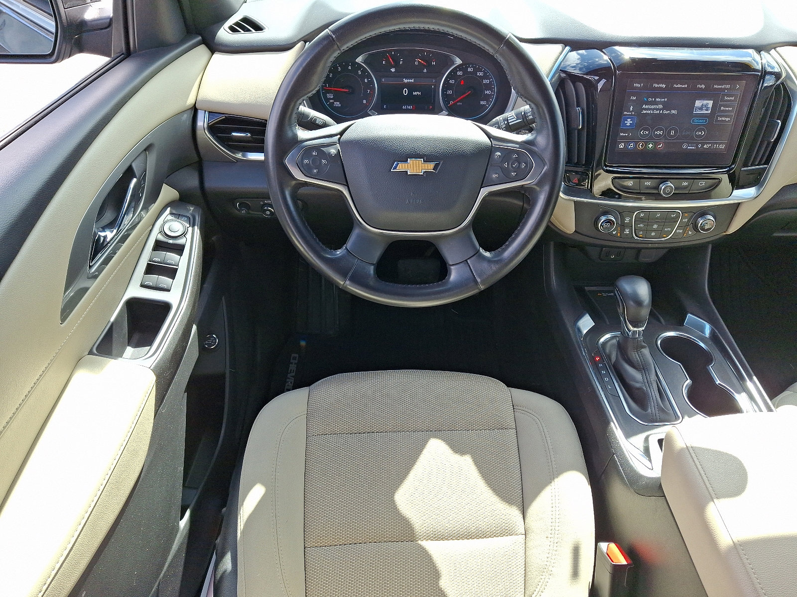 Used 2022 Chevrolet Traverse LT image 12