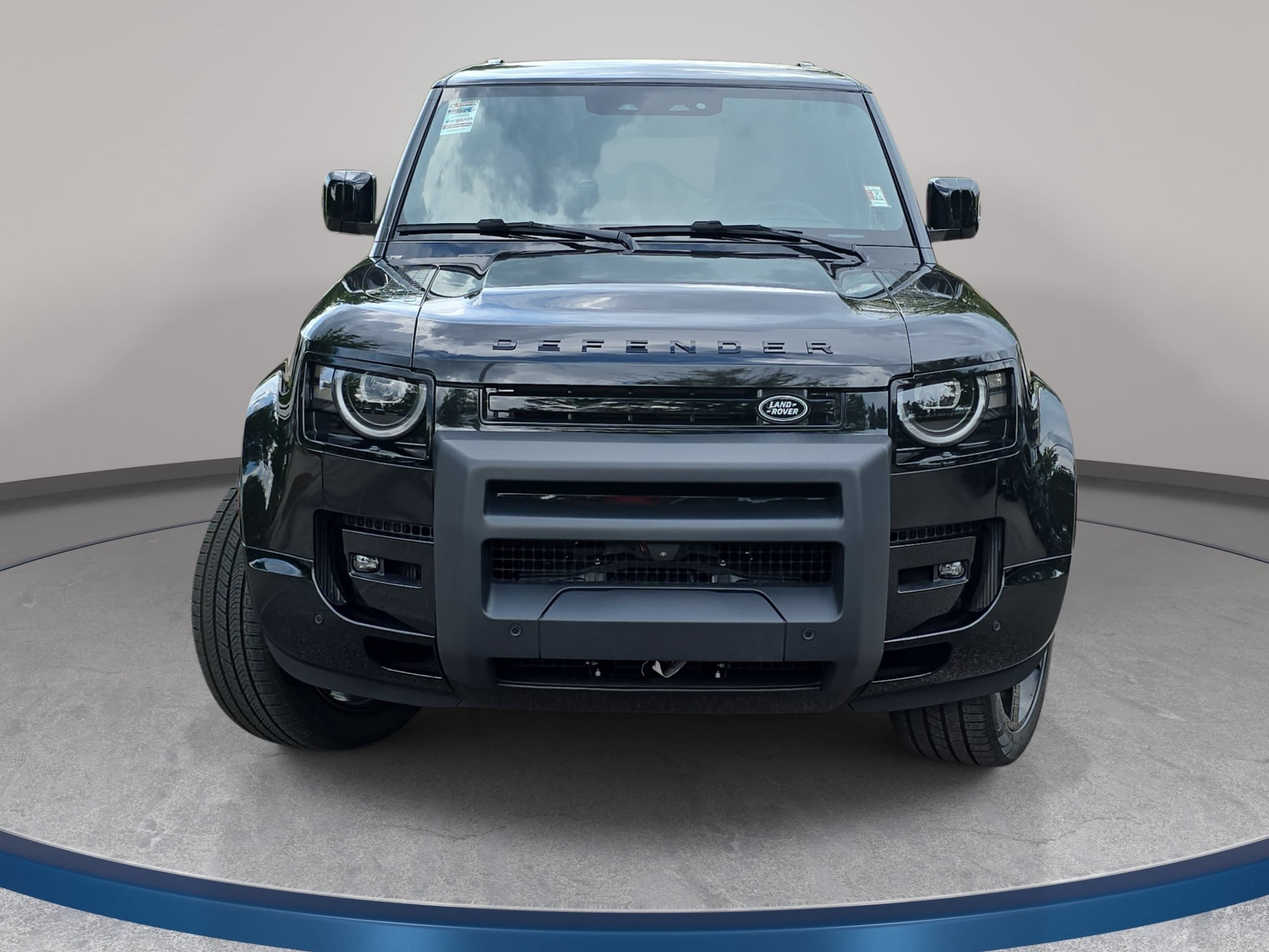 New 2026 Land Rover Defender 110 X-Dynamic SE AWD/4WD image 2