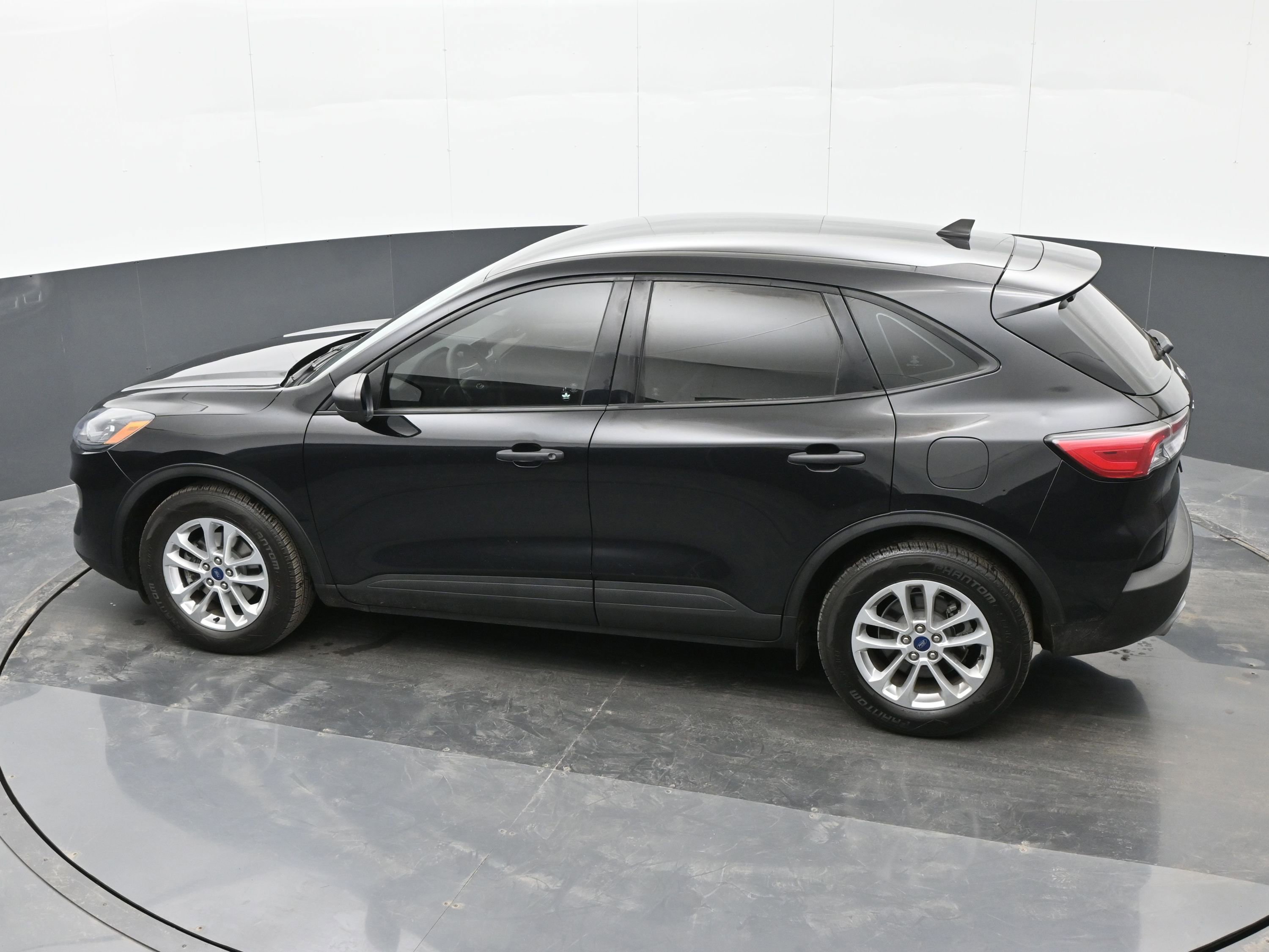 Used 2022 Ford Escape S image 33