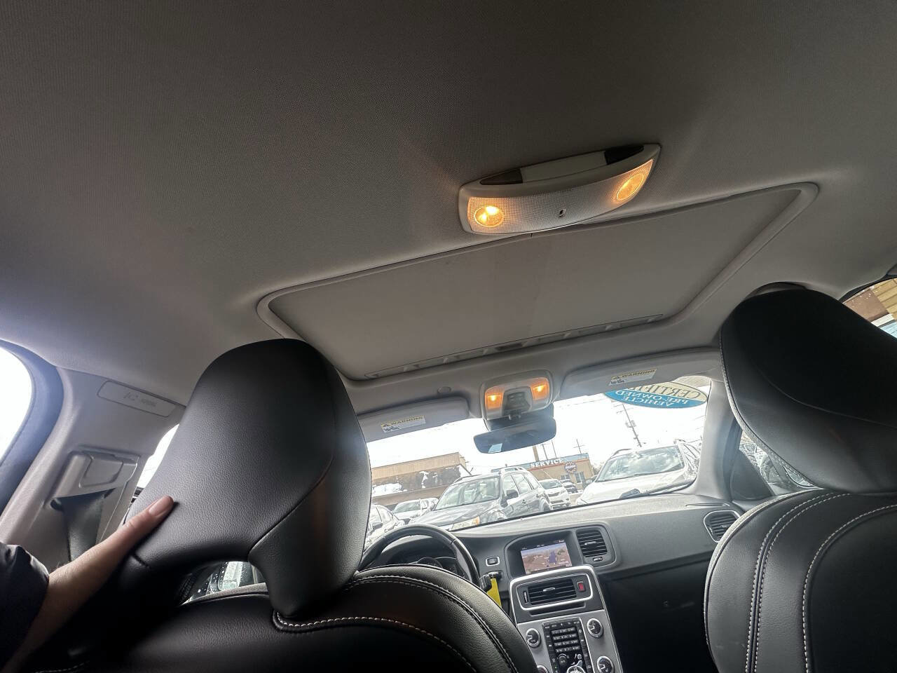 Used 2018 Volvo S60 T5 Dynamic w/ Protection Package image 9