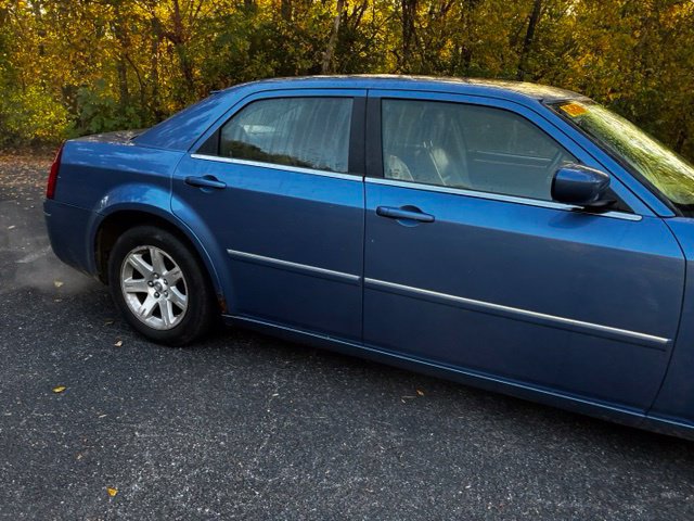 Used 2007 Chrysler 300 Touring w/ Comfort/Convenience Group RWD image 5