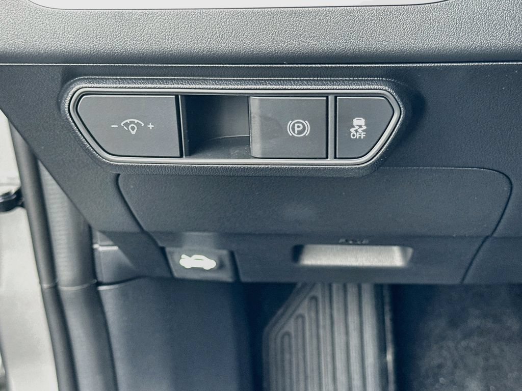 New 2026 Kia K4 GT-Line w/ GT-Line Sunroof Package FWD image 10