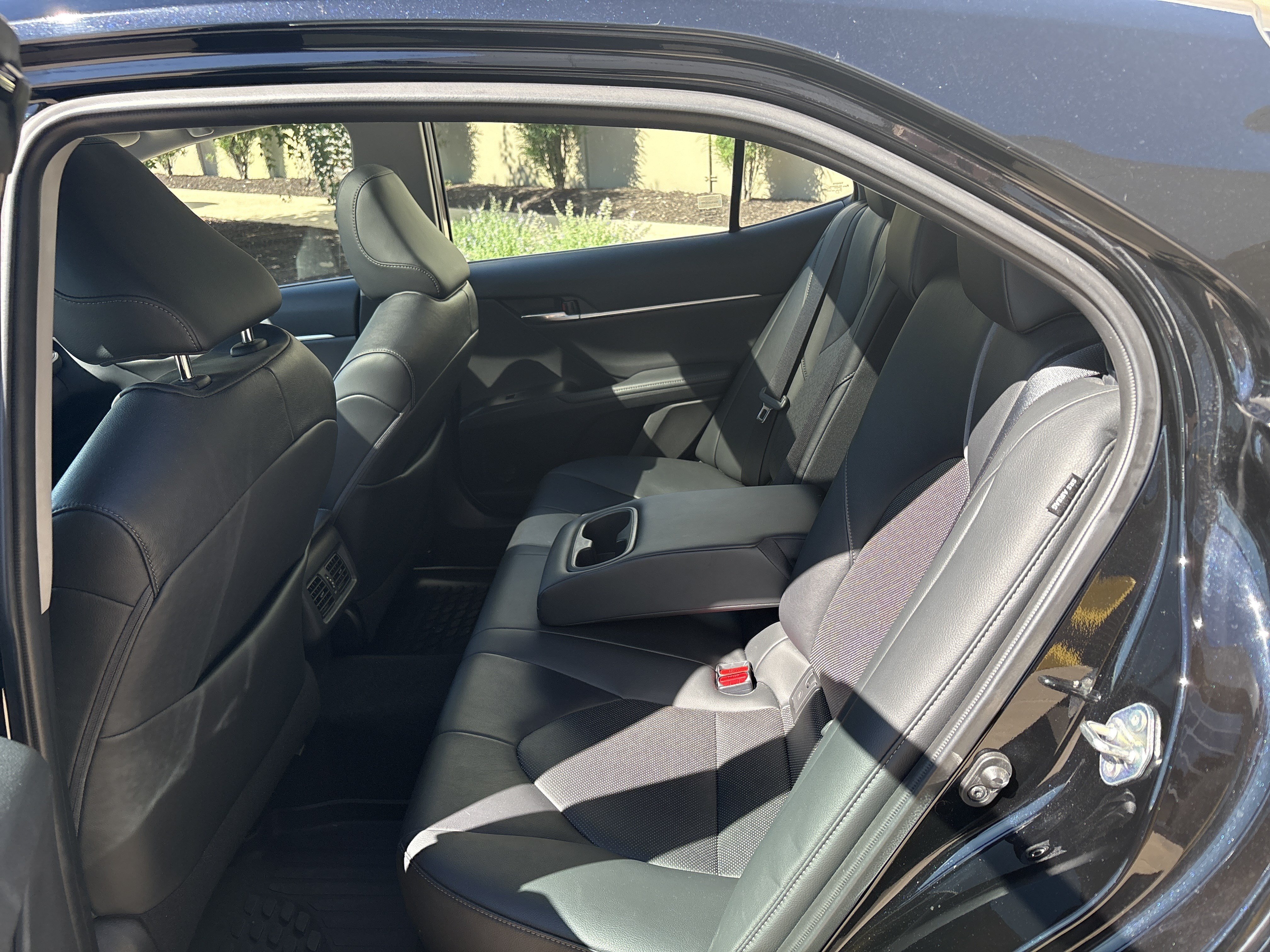 Used 2021 Toyota Camry XLE w/ Navigation Package AWD/4WD image 31