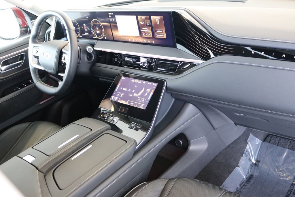 Certified 2025 INFINITI QX80 Sensory image 49