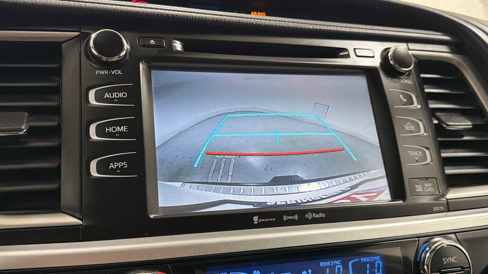 Certified 2017 Toyota Highlander XLE AWD/4WD image 19