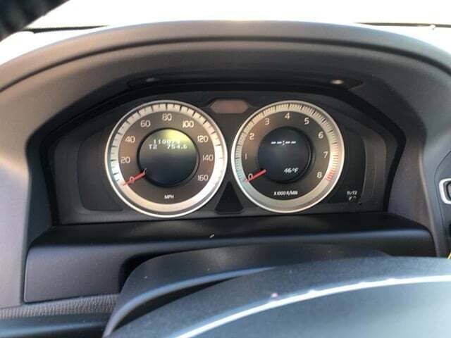 Used 2013 Volvo XC60 3.2 AWD/4WD image 3