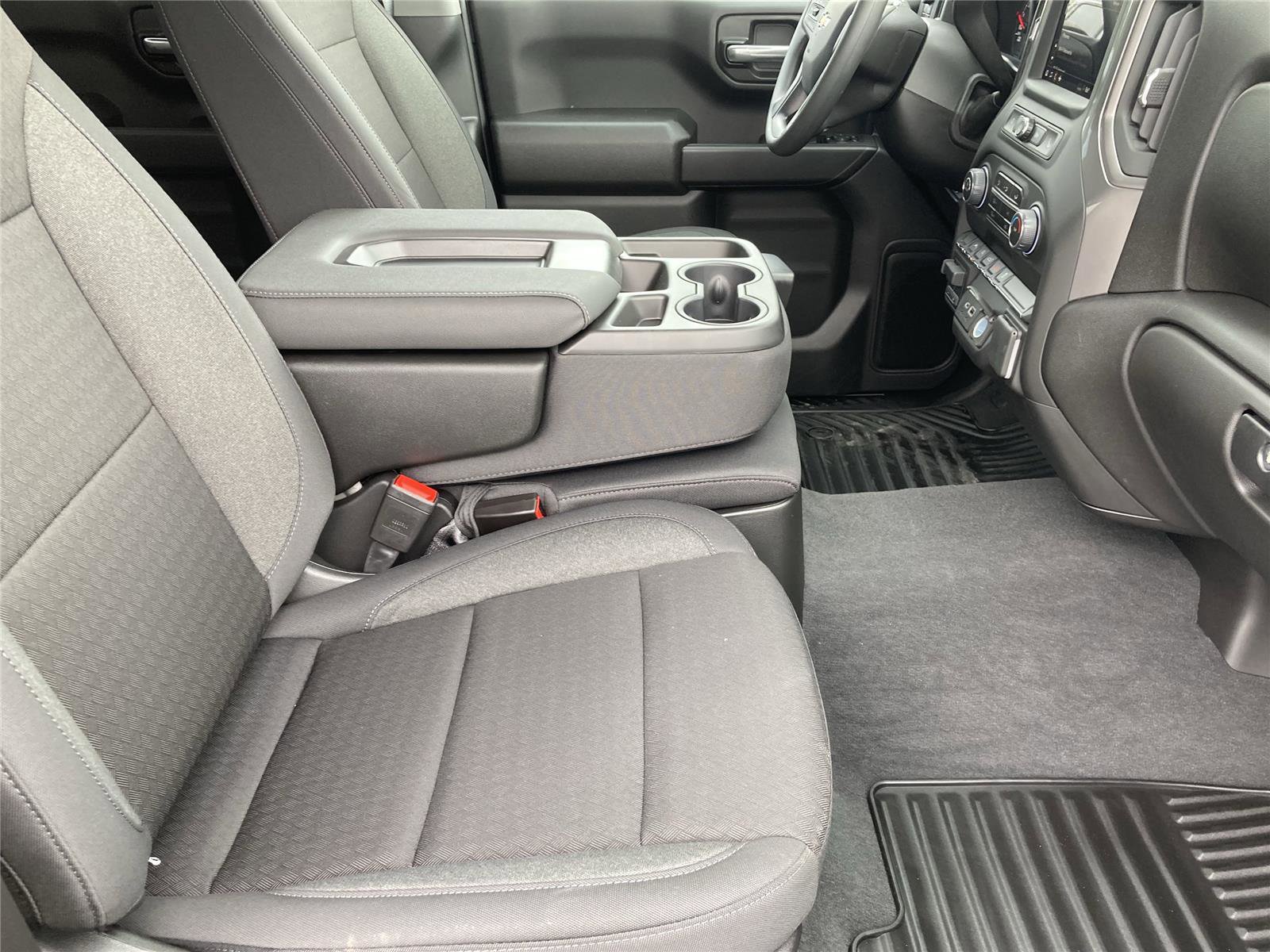 New 2026 Chevrolet Silverado 1500 Custom w/ LPO, Dark Essentials Package image 36