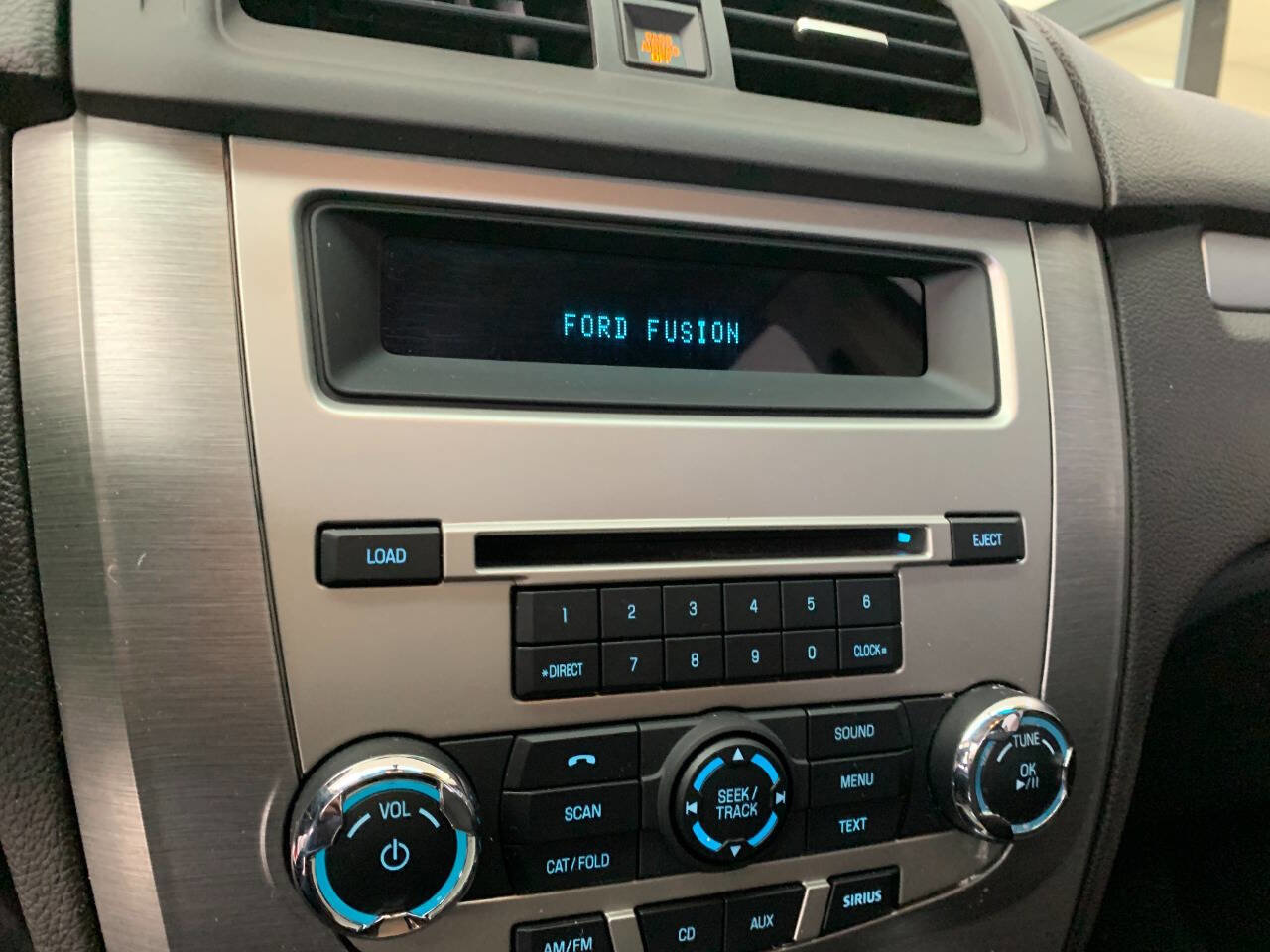 Used 2011 Ford Fusion SE w/ 202A Rapid Spec Order Code FWD image 19