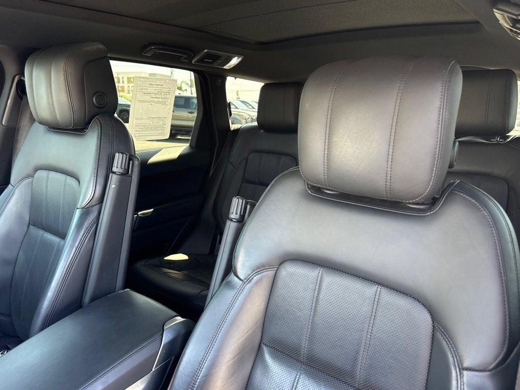 Used 2019 Land Rover Range Rover Sport HSE AWD/4WD image 22