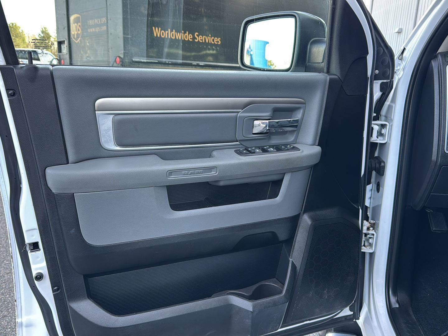 Used 2014 RAM 1500 Big Horn image 14