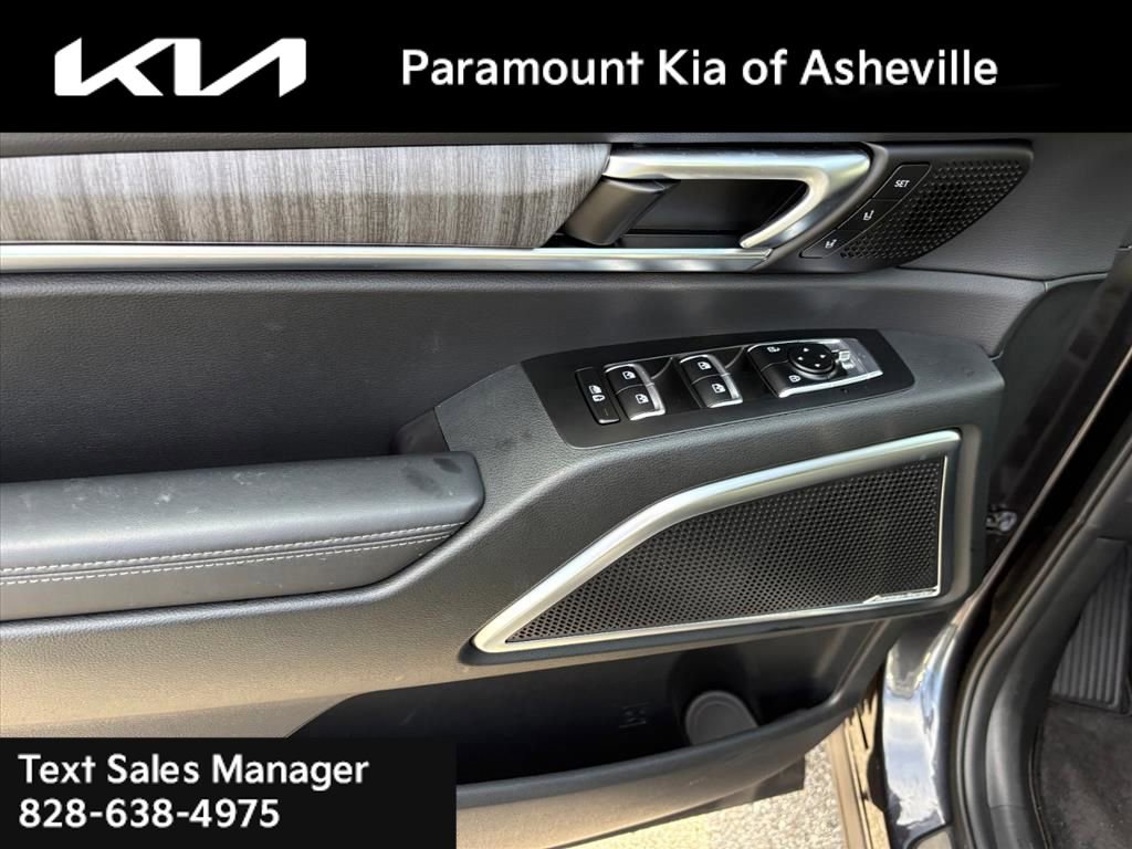 Used 2025 Kia Telluride SX image 25