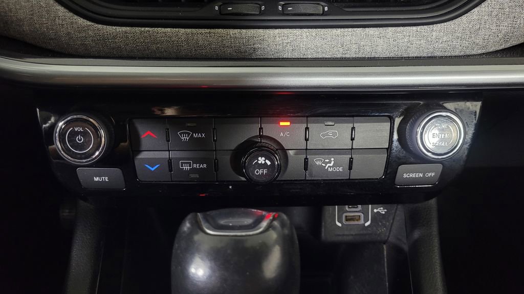 Used 2022 Jeep Compass Latitude image 26