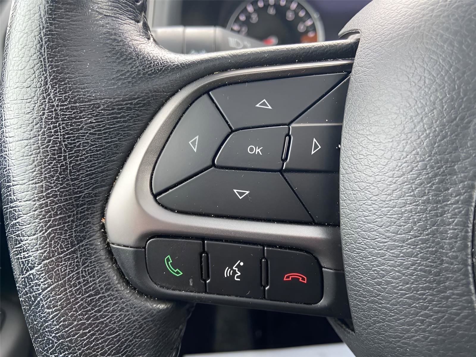 Used 2020 Jeep Renegade Altitude image 24