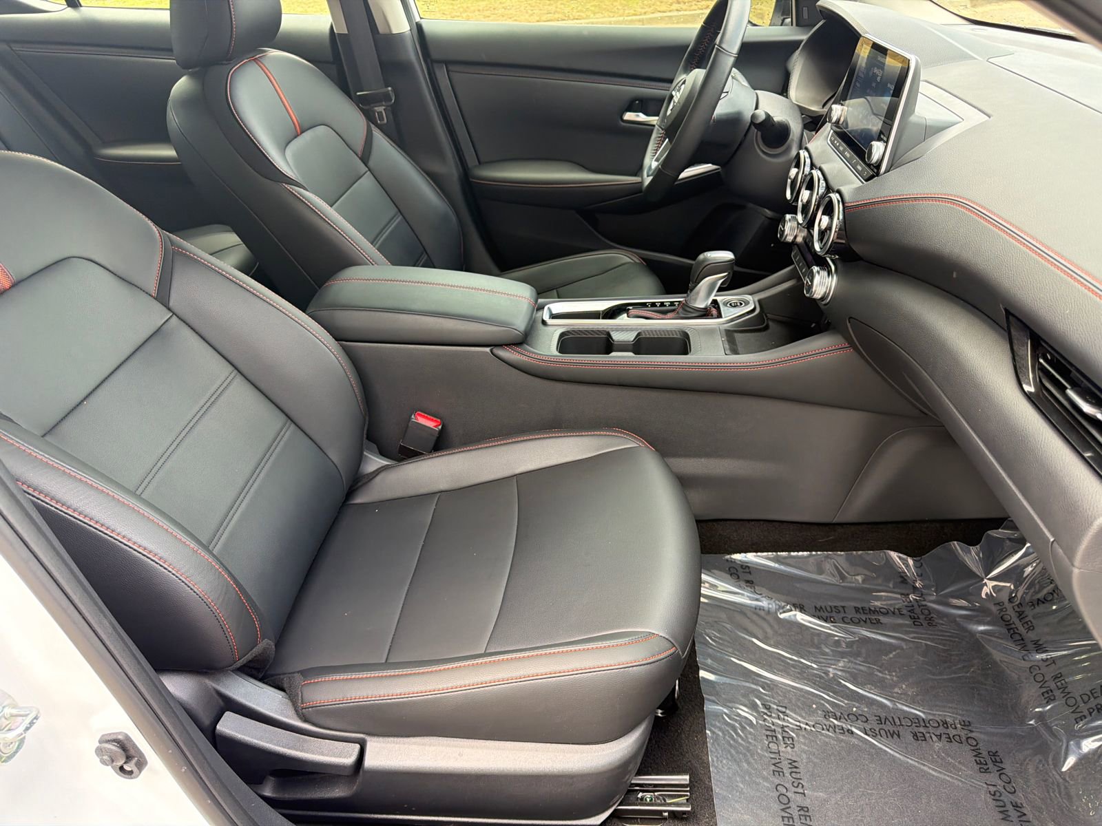 Certified 2025 Nissan Sentra SR w/ SR Premium Package FWD image 13