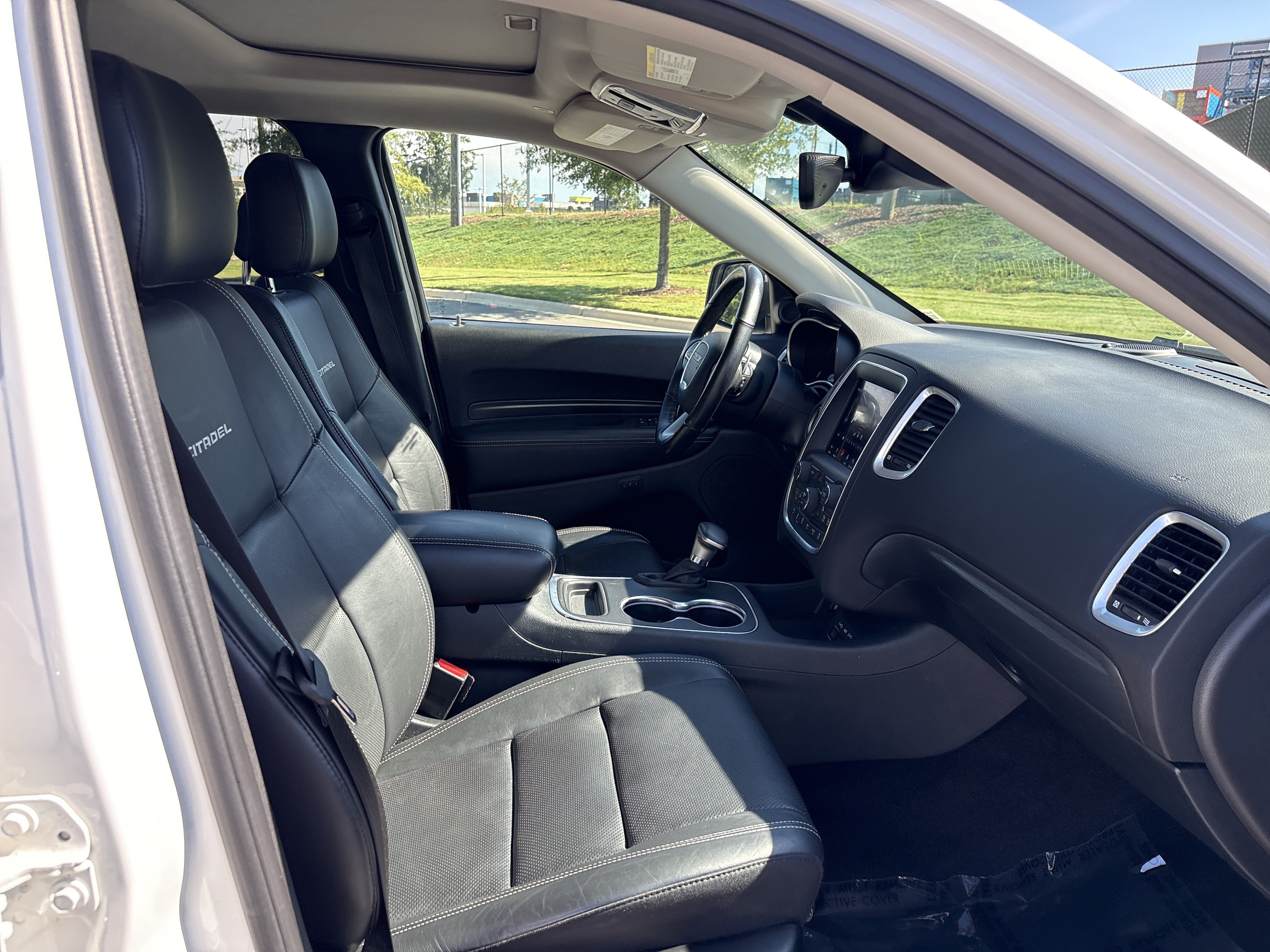 Used 2018 Dodge Durango Citadel w/ Technology Group AWD/4WD image 25
