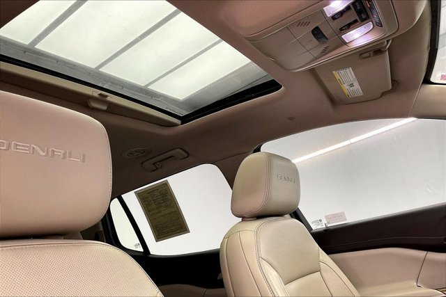 Used 2019 GMC Acadia Denali w/ Technology Package image 24
