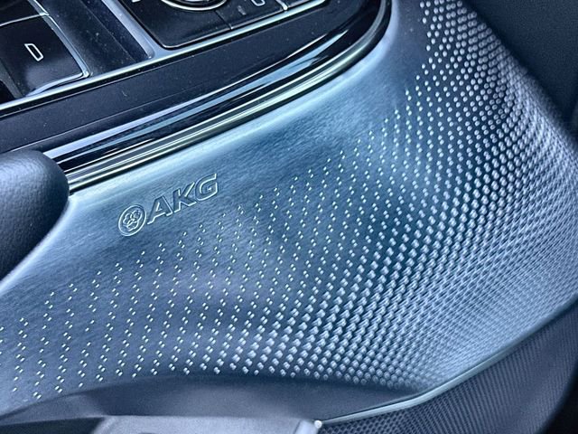 New 2026 Cadillac Lyriq V w/ Exterior Carbon Fiber Package AWD/4WD image 25