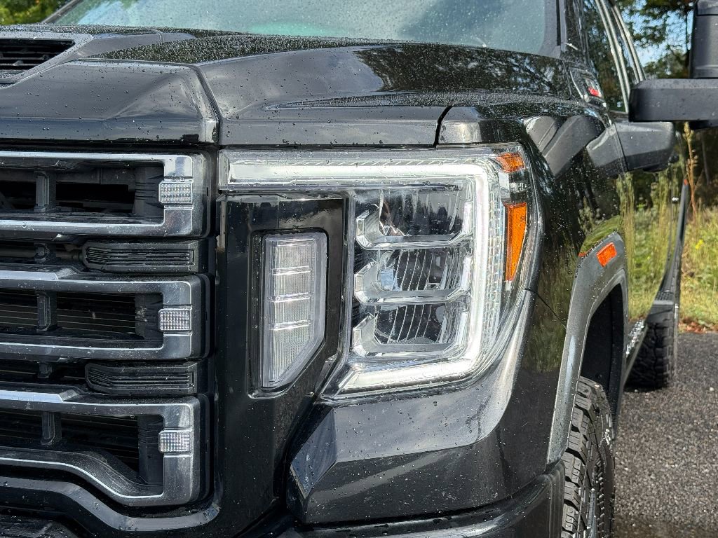 Used 2022 GMC Sierra 2500 AT4 w/ AT4 Premium Plus Package image 16