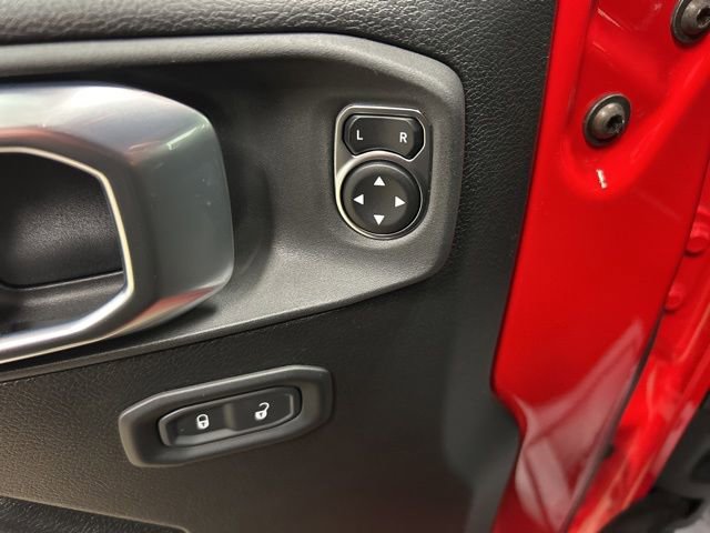 Used 2023 Jeep Wrangler Rubicon w/ Cold Weather Group image 14
