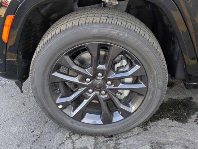 New 2026 Jeep Grand Cherokee L Limited AWD/4WD image 29