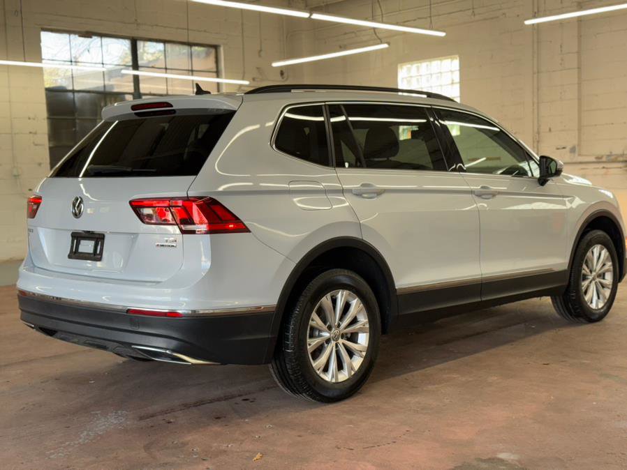 Used 2018 Volkswagen Tiguan SE w/ Panoramic Sunroof Package AWD/4WD image 7