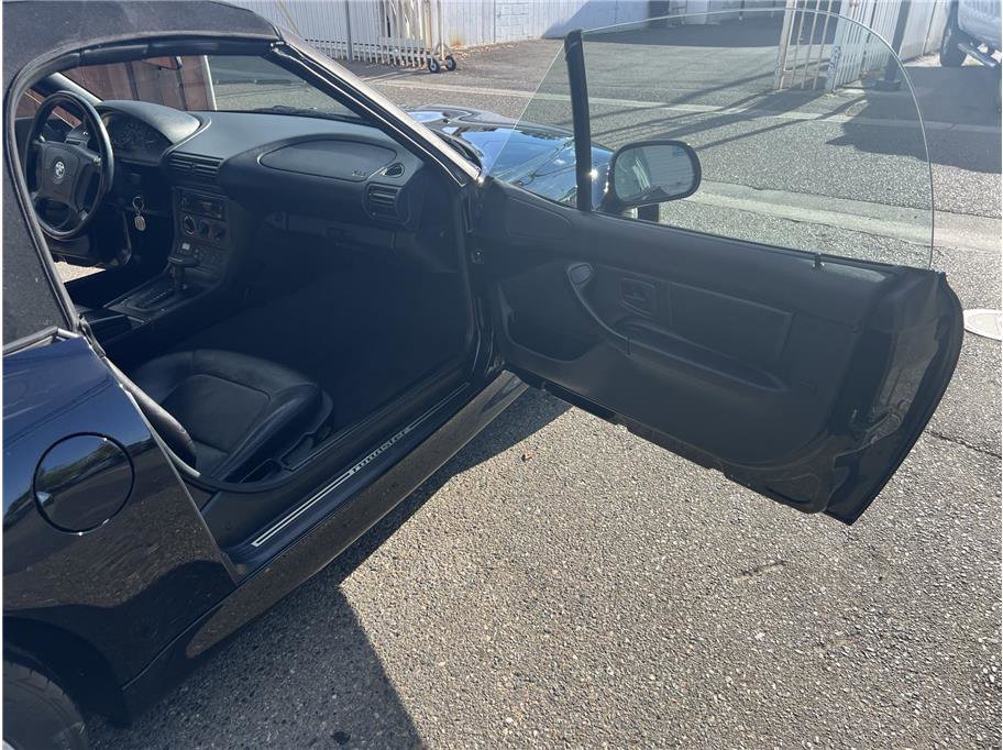 Used 1996 BMW Z3 1.9 image 16