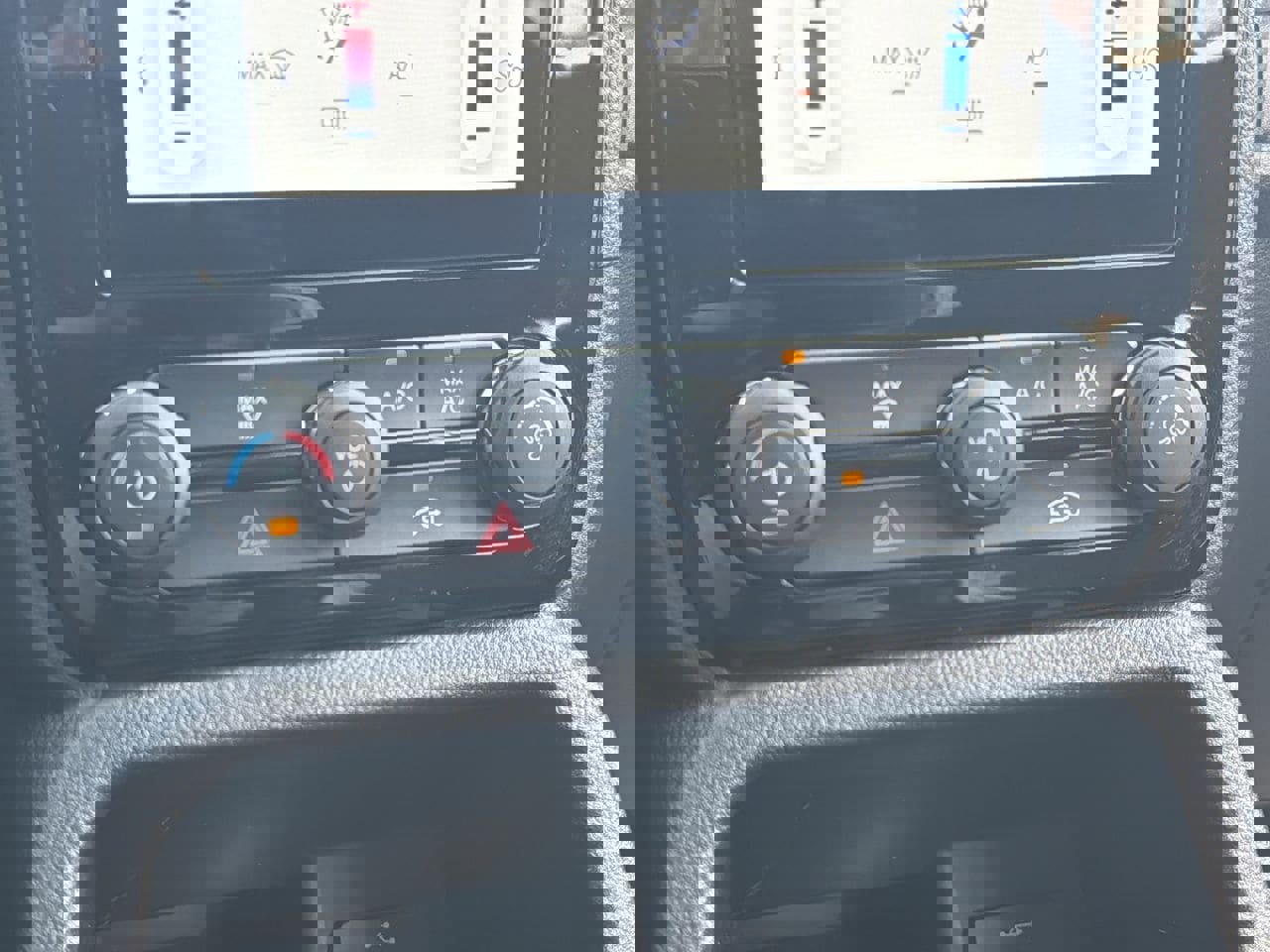 New 2025 Ford Ranger XLT w/ Convenience Package image 5