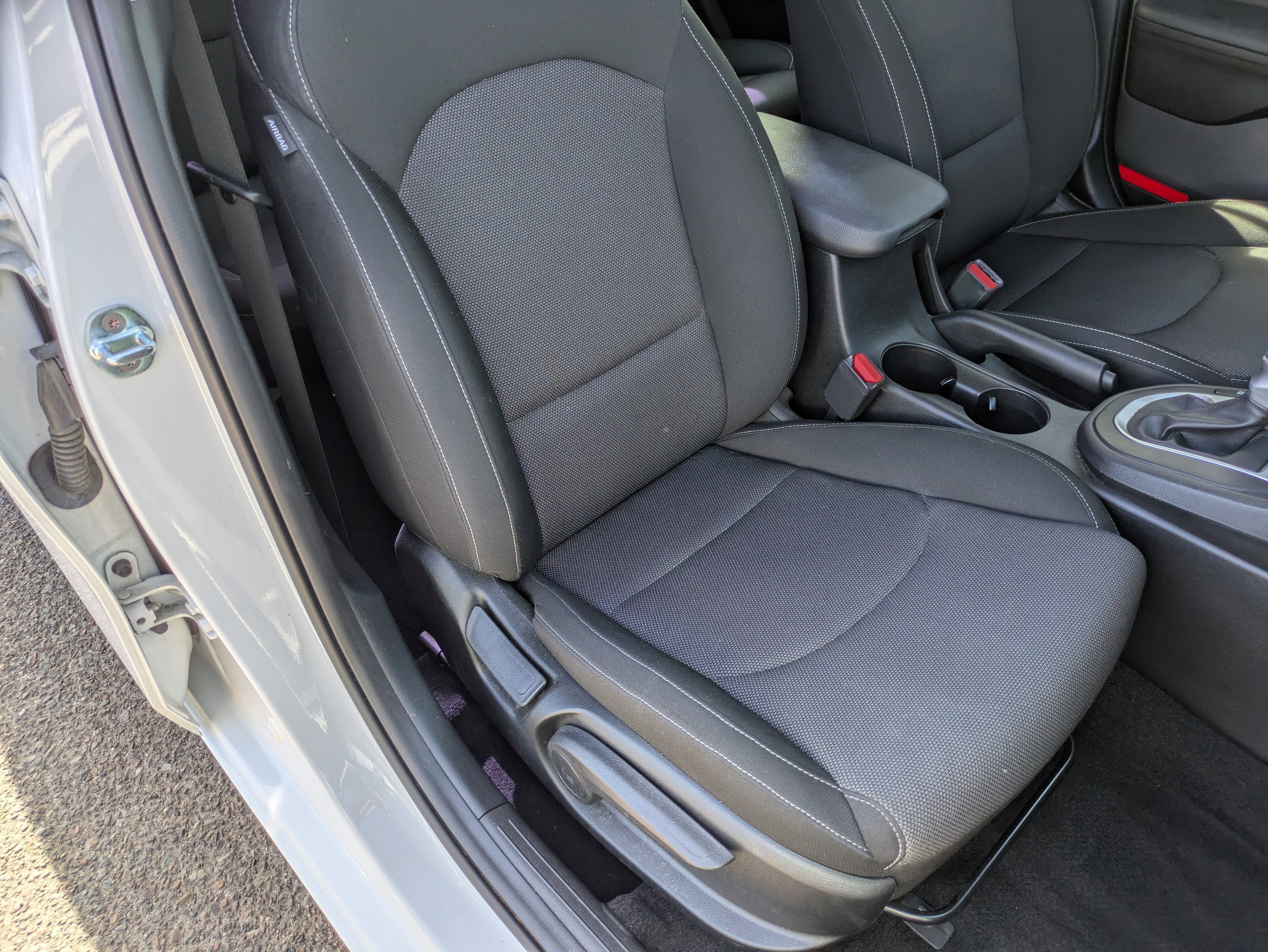 Used 2023 Kia Forte LXS image 10