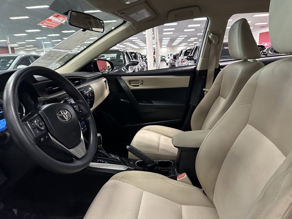 Used 2014 Toyota Corolla LE image 15